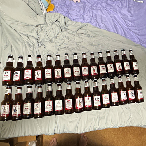 Empty molson canadian glass - 30,